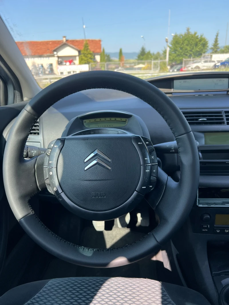 Citroen C4 1.6i, снимка 11 - Автомобили и джипове - 50910500