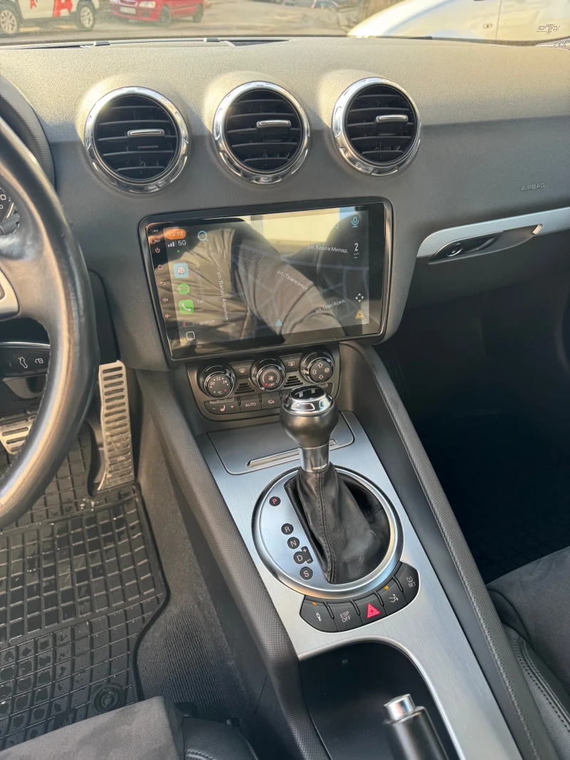 Audi Tt 2.0 TFSI Quattro , снимка 9 - Автомобили и джипове - 52324292