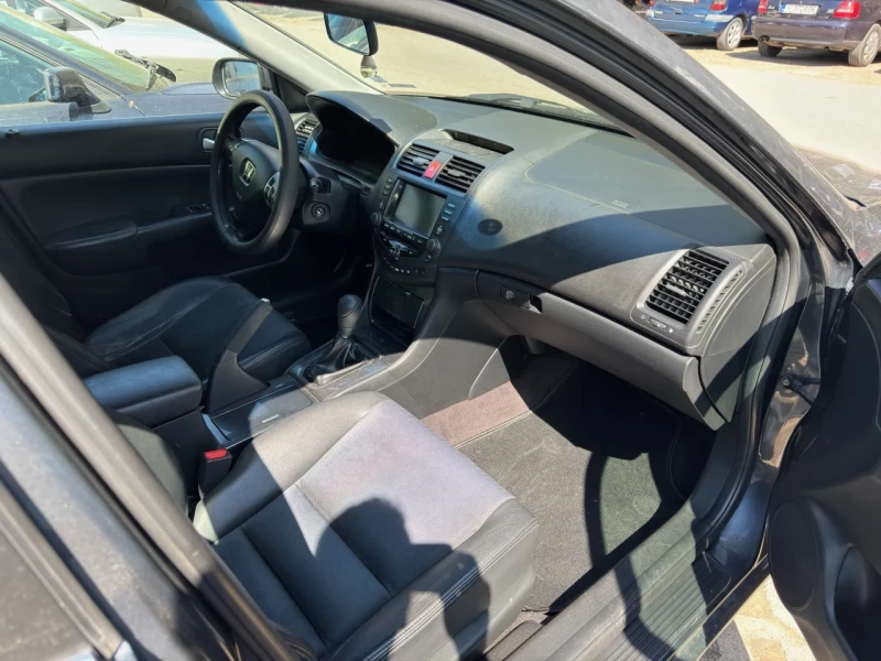 Honda Accord Executive, снимка 10 - Автомобили и джипове - 51643540