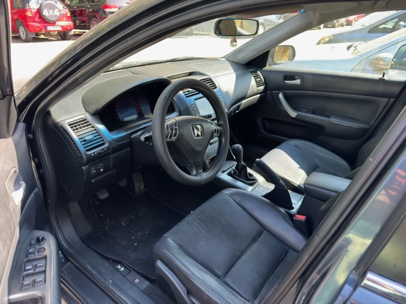 Honda Accord Executive, снимка 7 - Автомобили и джипове - 51643540