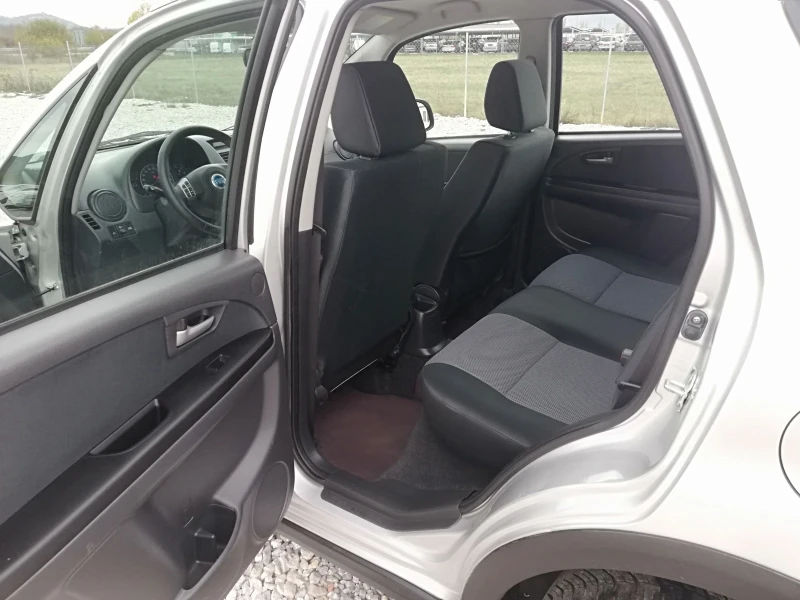 Fiat Sedici 1.9m jet kli 4x4 120, снимка 10 - Автомобили и джипове - 52492858