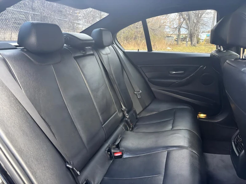 BMW 328 * АВТО КРЕДИТ* ЦЕНА ДО БГ * СЕРВИЗНА ИСТОРИЯ * , снимка 14 - Автомобили и джипове - 52595059