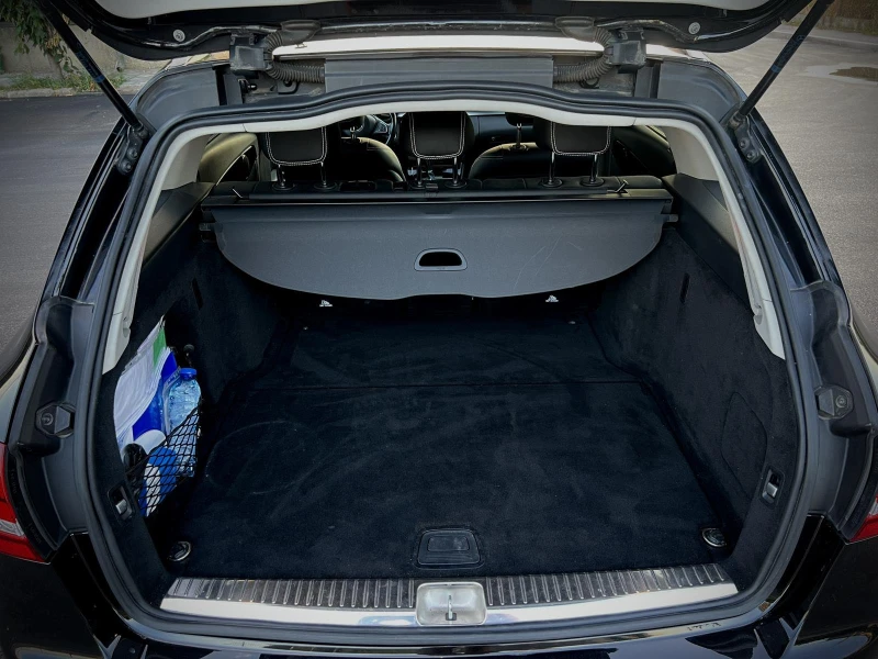 Mercedes-Benz C 220 С 220d AMG пакет, снимка 17 - Автомобили и джипове - 52703800