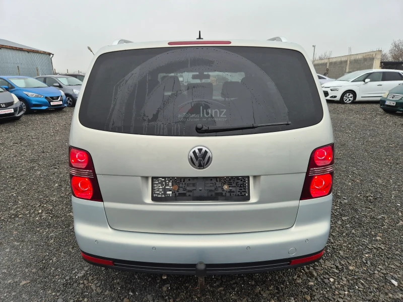 VW Touran 1.9TDI DSG, снимка 6 - Автомобили и джипове - 53220500