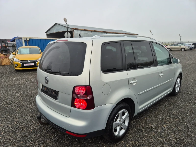 VW Touran 1.9TDI DSG, снимка 7 - Автомобили и джипове - 53220500