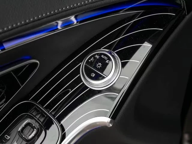 Mercedes-Benz S 63 AMG 4MATIC/612HP/PANO/BURM/MEMO/MASSAGE/HUD/360/300g - изображение 7