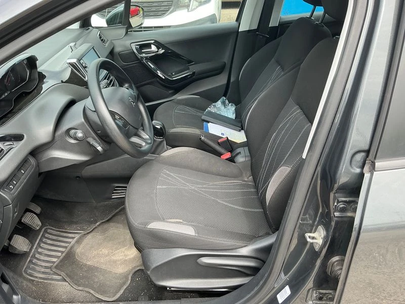 Peugeot 208 208 1.0 VTi Active, снимка 3 - Автомобили и джипове - 55387558
