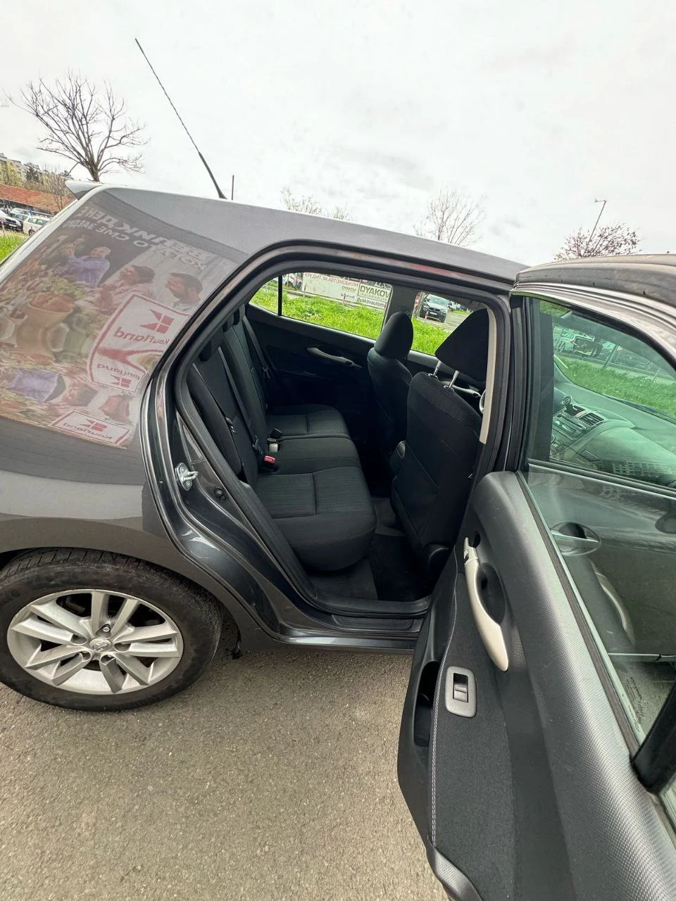 Toyota Auris 1.4D - изображение 3