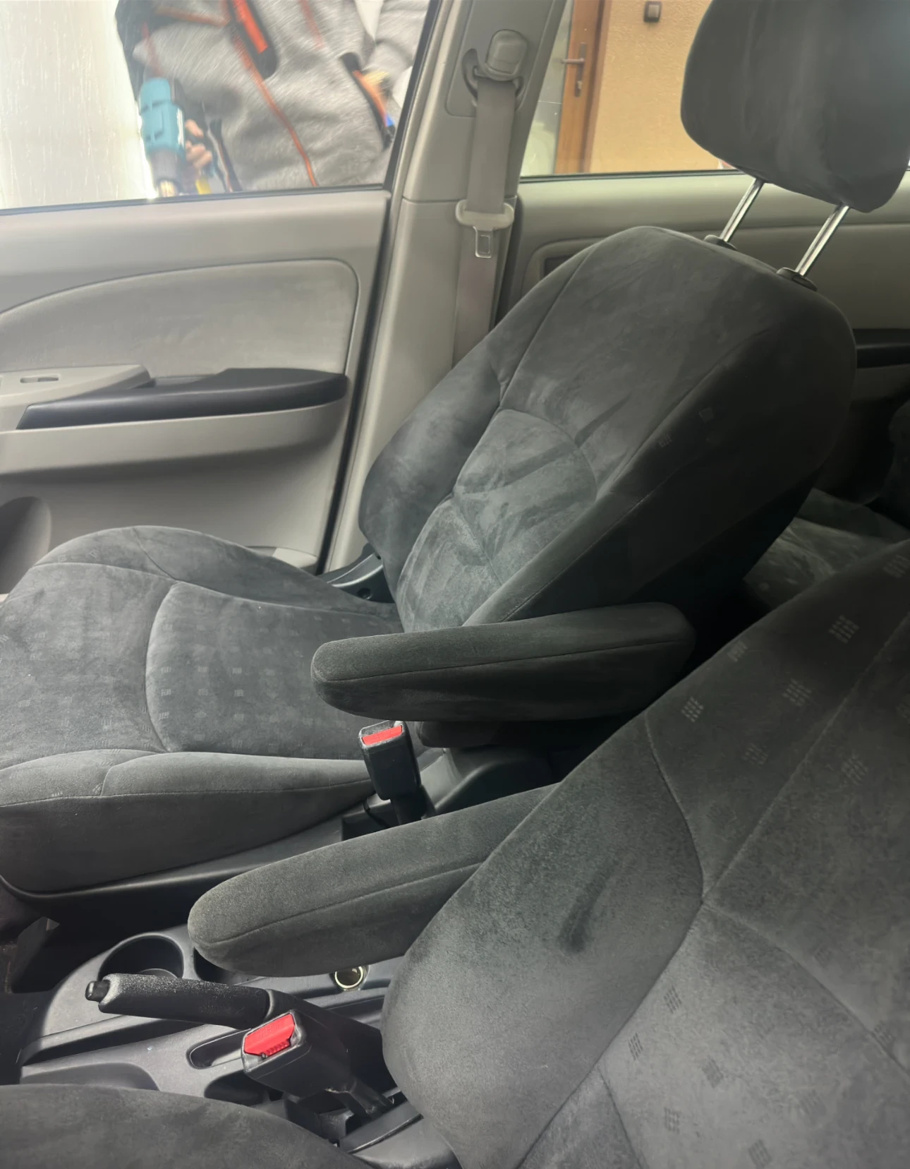 Mitsubishi Grandis 6+ 1 - изображение 5