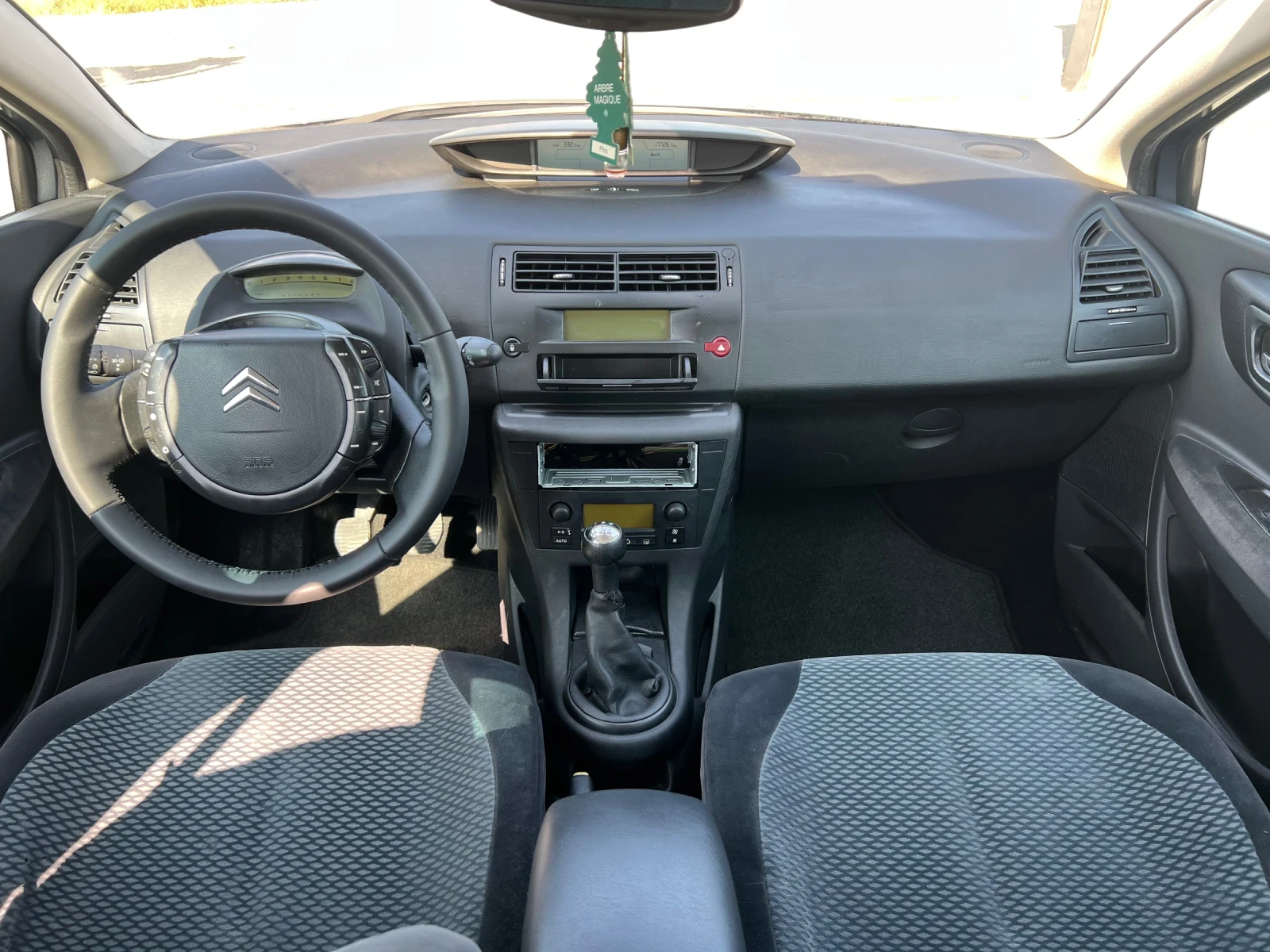 Citroen C4 1.6i - изображение 10