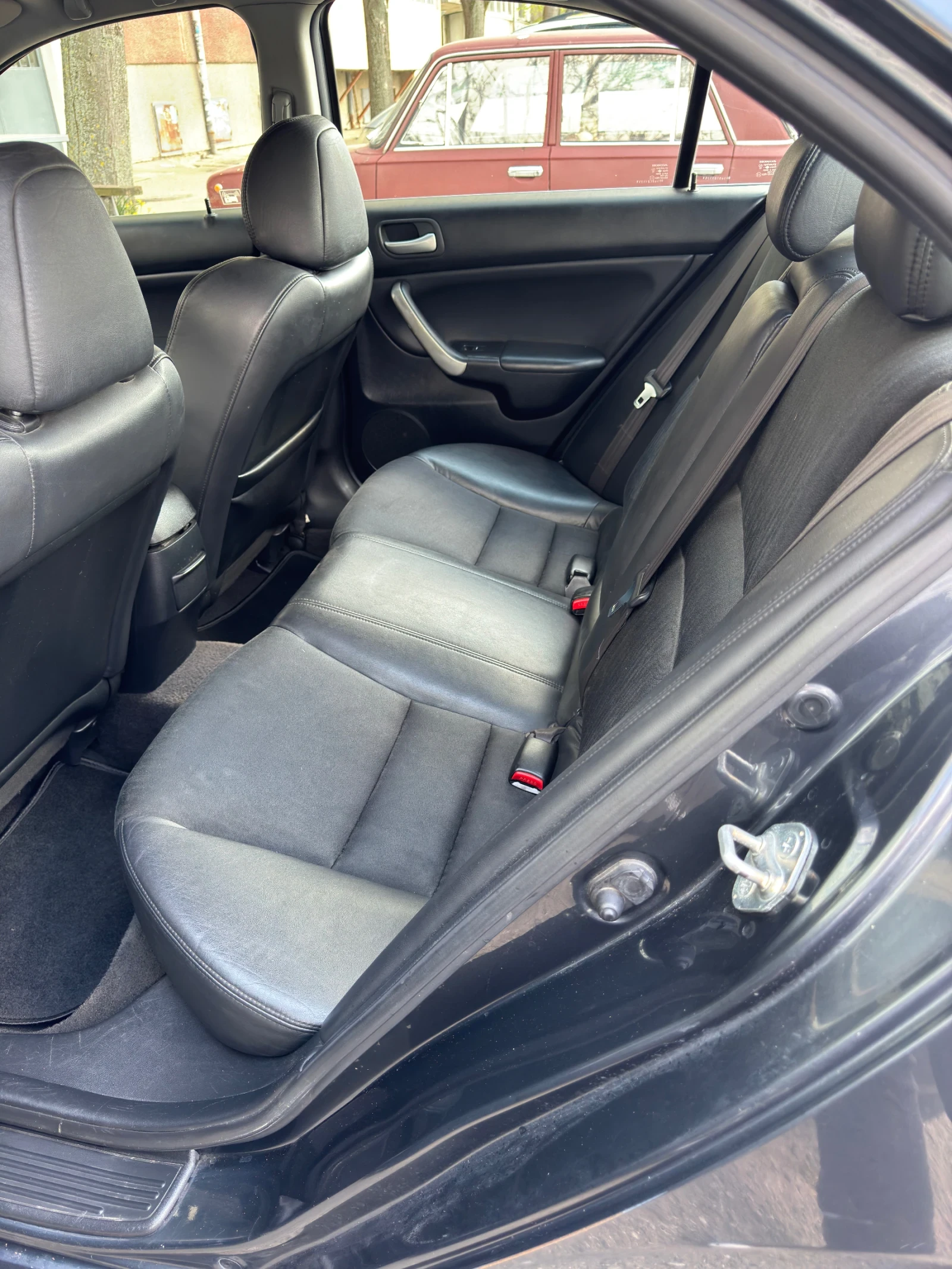 Honda Accord Executive, снимка 13 - Автомобили и джипове - 51643540