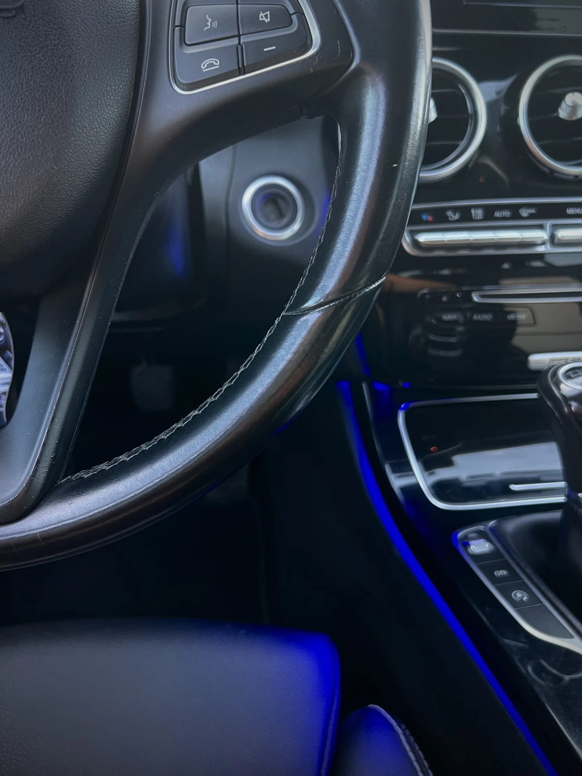 Mercedes-Benz C 220 С 220d AMG пакет - изображение 10