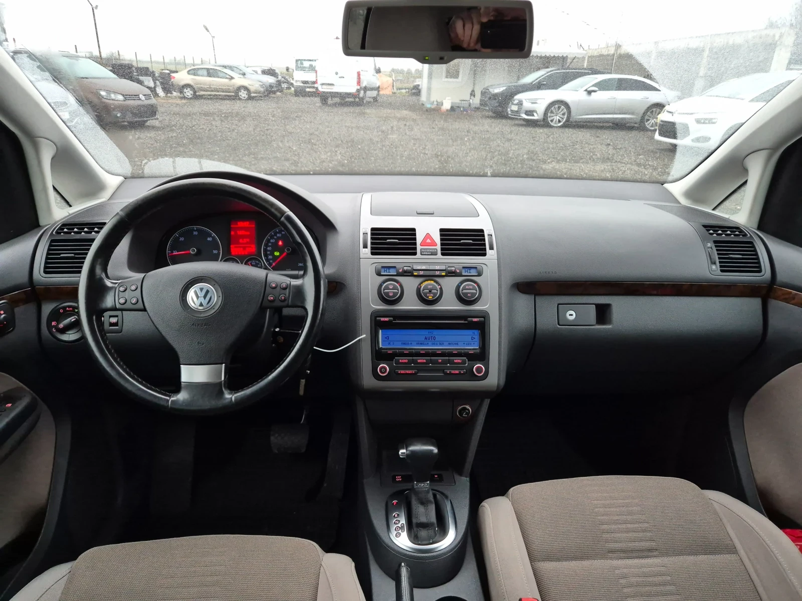 VW Touran 1.9TDI DSG | Mobile.bg � ����������� 12