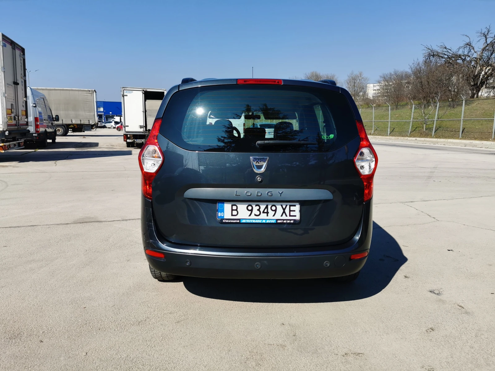 Dacia Lodgy 1.5 DCI, снимка 5 - Автомобили и джипове - 53712154