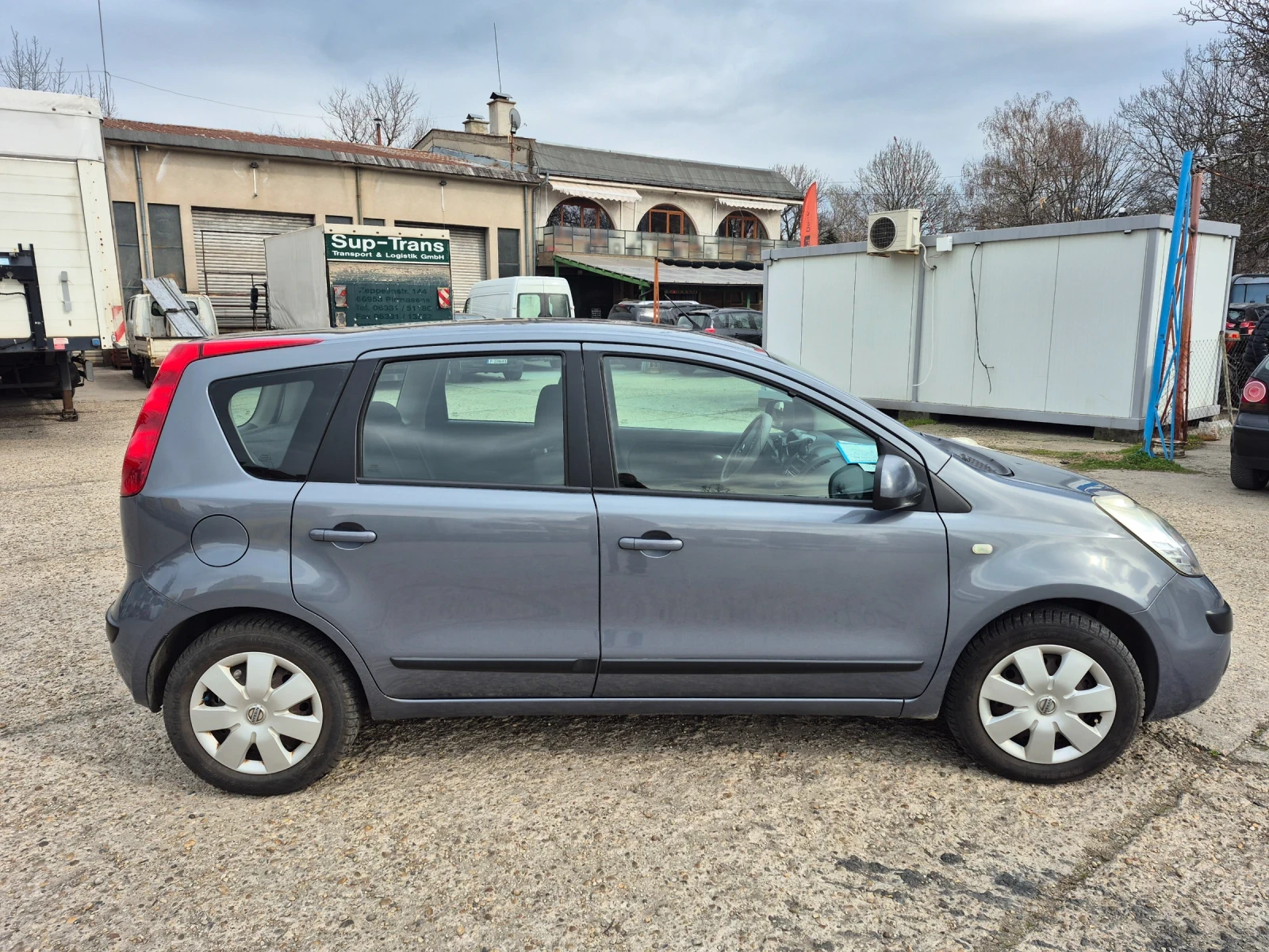 Nissan Note РЕГИСТРИРАН. ОБСЛУЖЕН, снимка 12 - Автомобили и джипове - 53928163