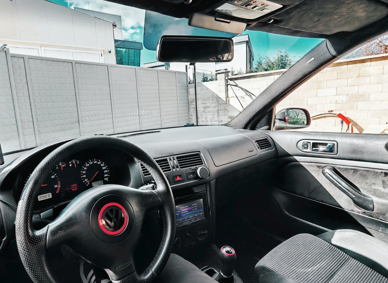 VW Golf IV, снимка 14 - Автомобили и джипове - 53931716