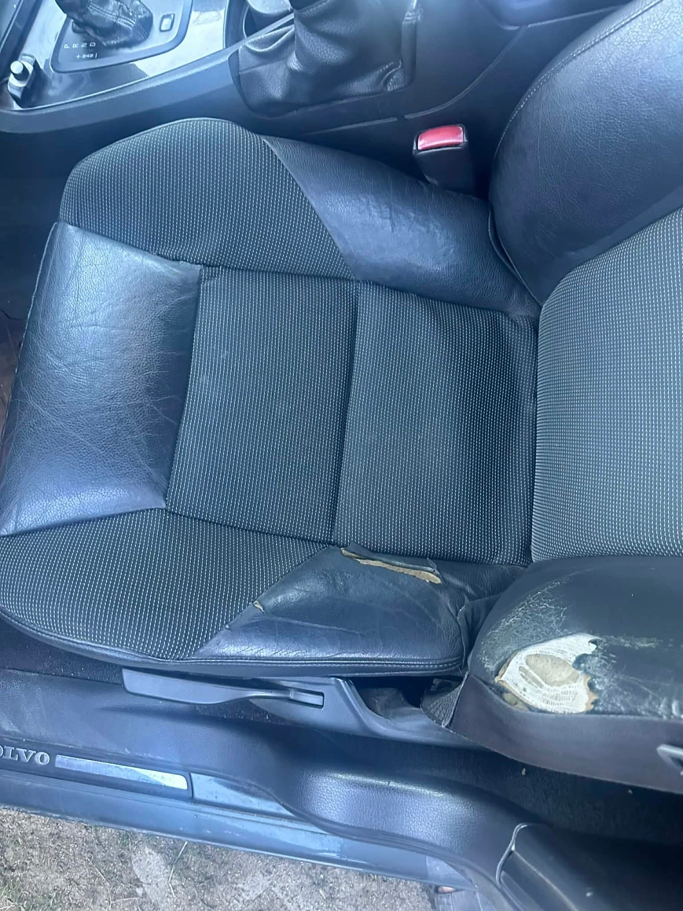 Volvo V70 D5, снимка 6 - Автомобили и джипове - 54142336