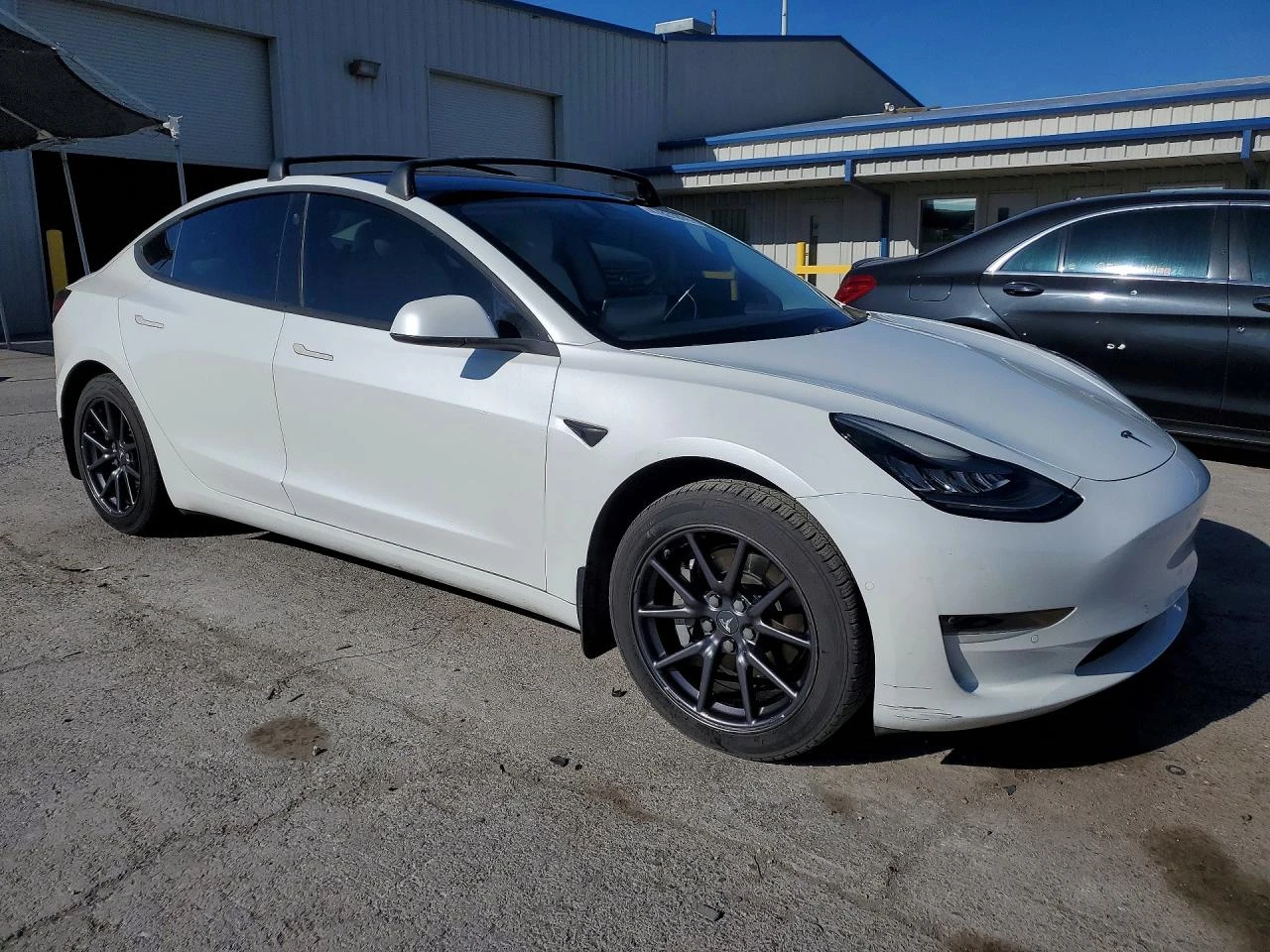 Tesla Model 3 | Mobile.bg � ����������� 4