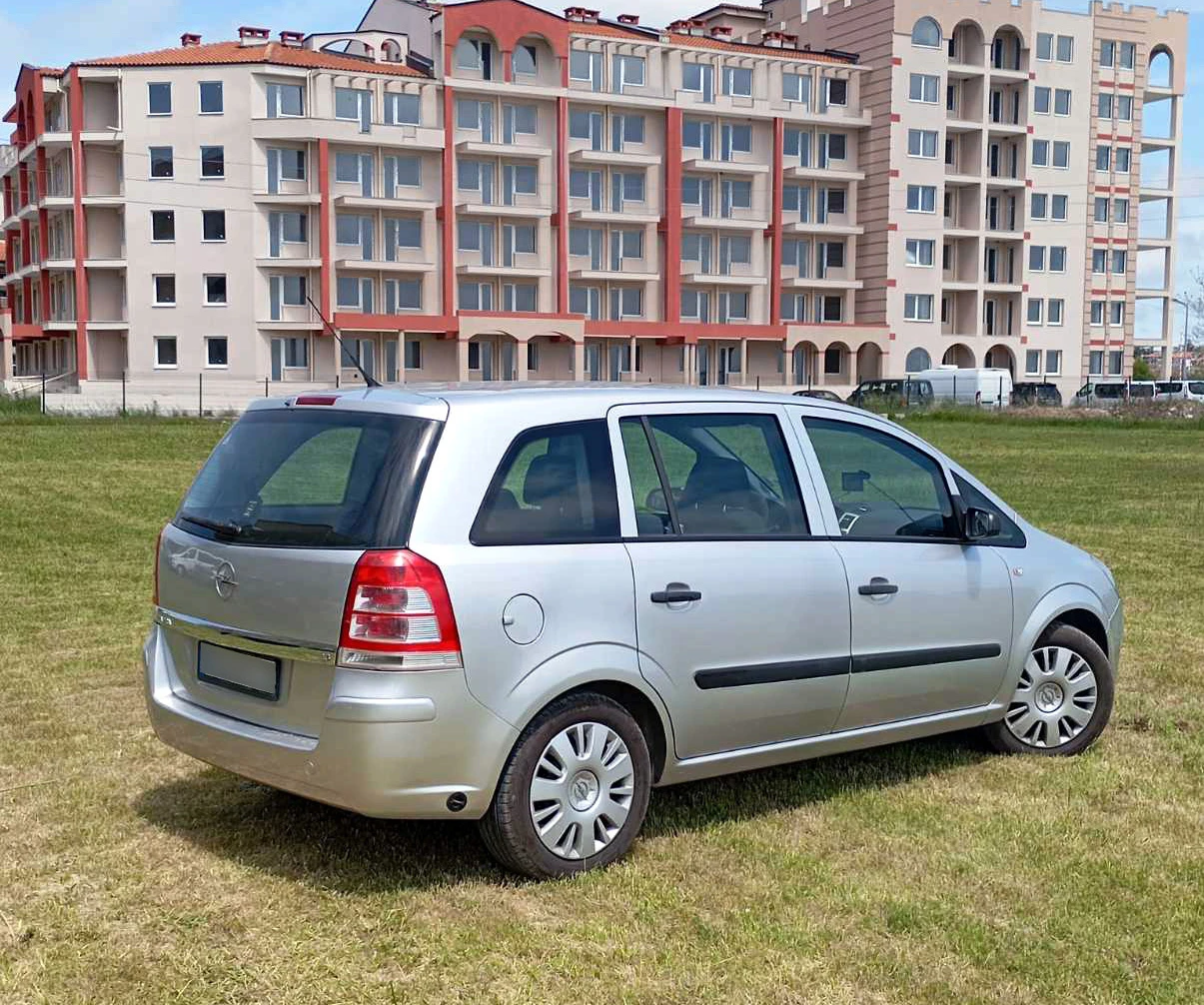 Opel Zafira 1.6i, снимка 4 - Автомобили и джипове - 54207496