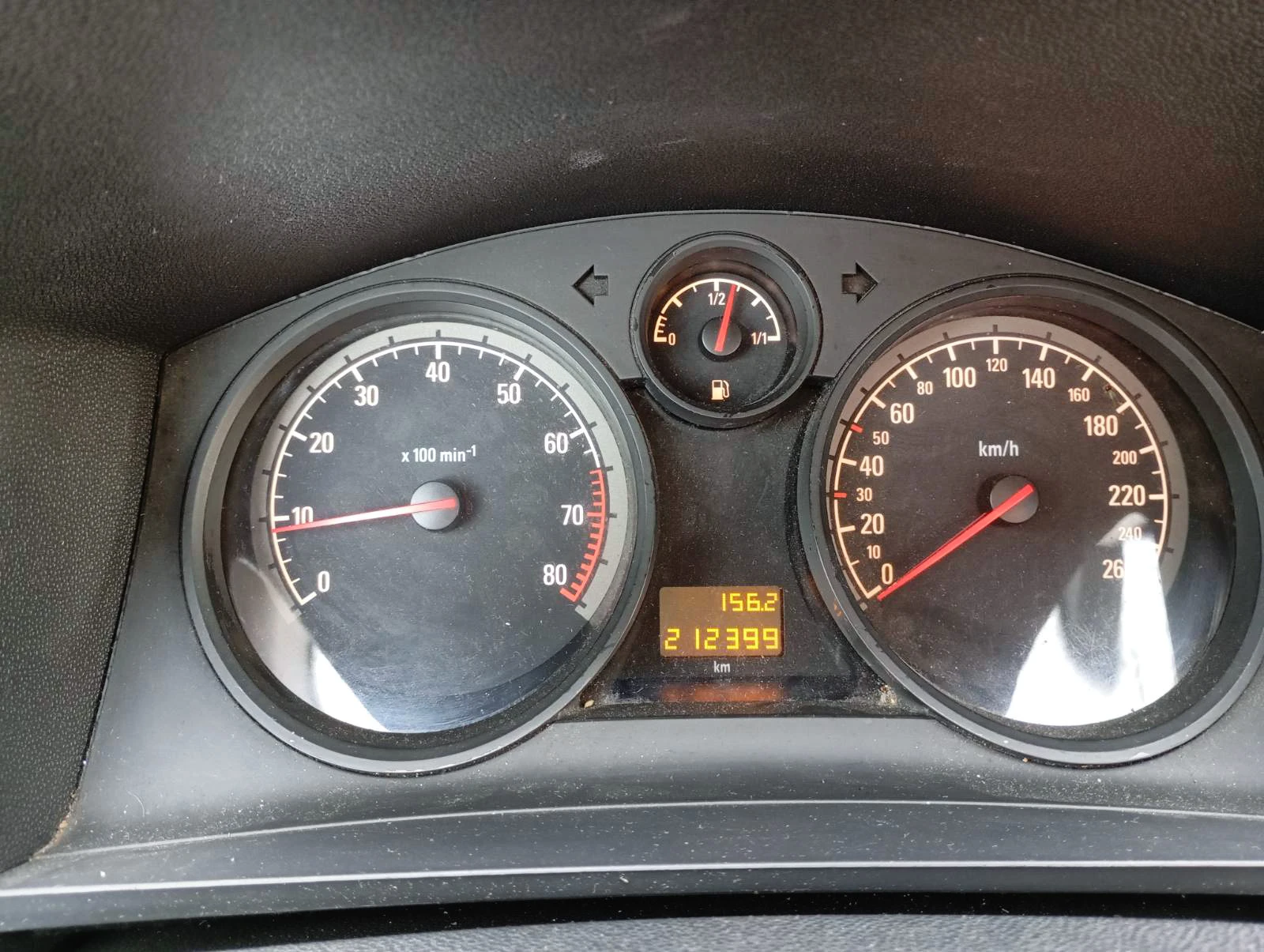 Opel Zafira 1.6i, снимка 8 - Автомобили и джипове - 54207496