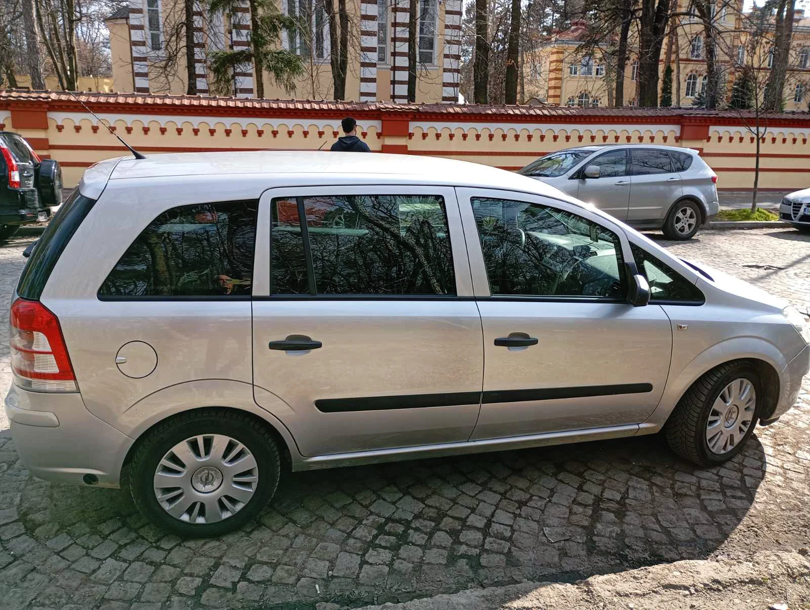 Opel Zafira 1.6i, снимка 4 - Автомобили и джипове - 54207496