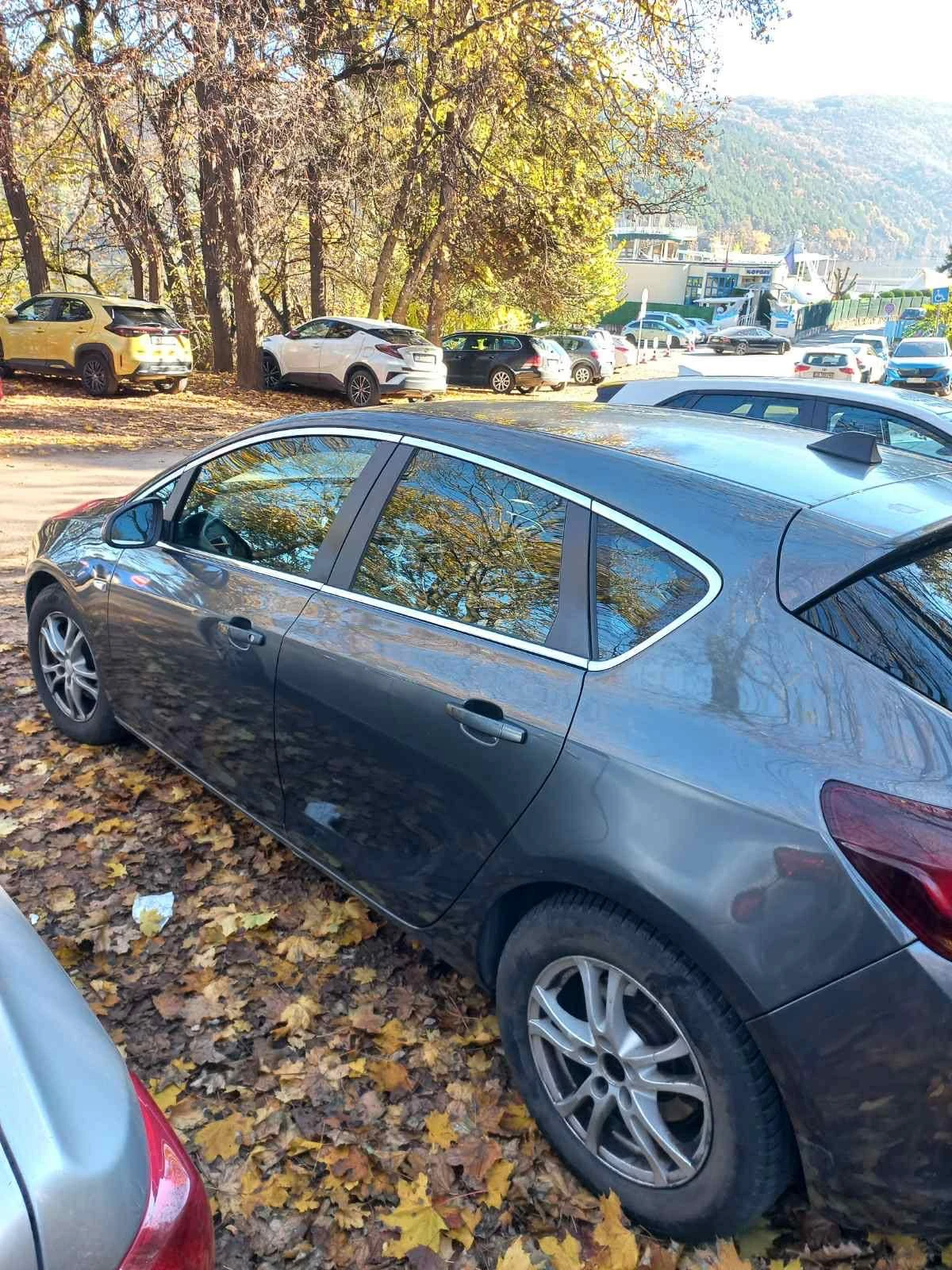 Opel Astra 1.7, снимка 5 - Автомобили и джипове - 54225521