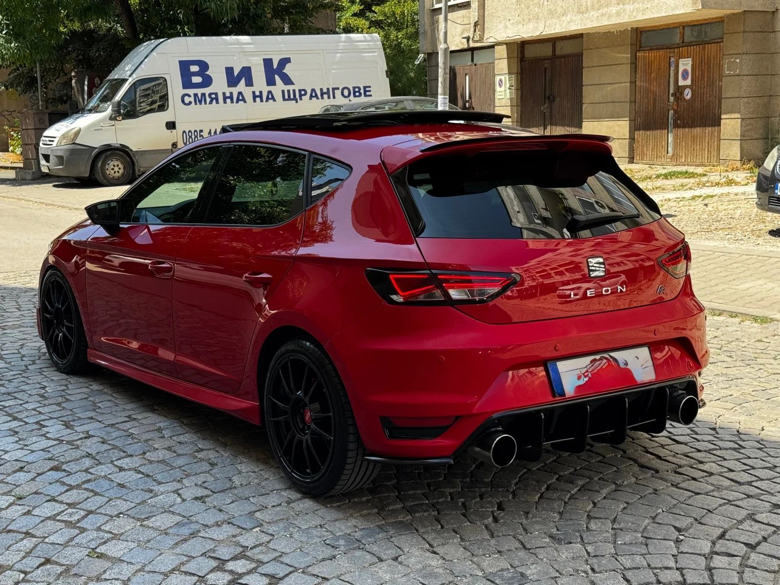 Seat Leon, снимка 9 - Автомобили и джипове - 54245651