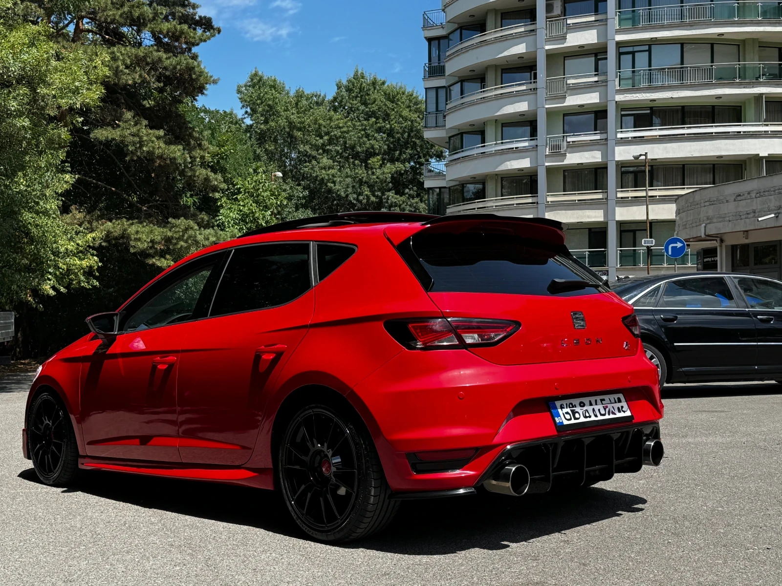 Seat Leon, снимка 9 - Автомобили и джипове - 54245651