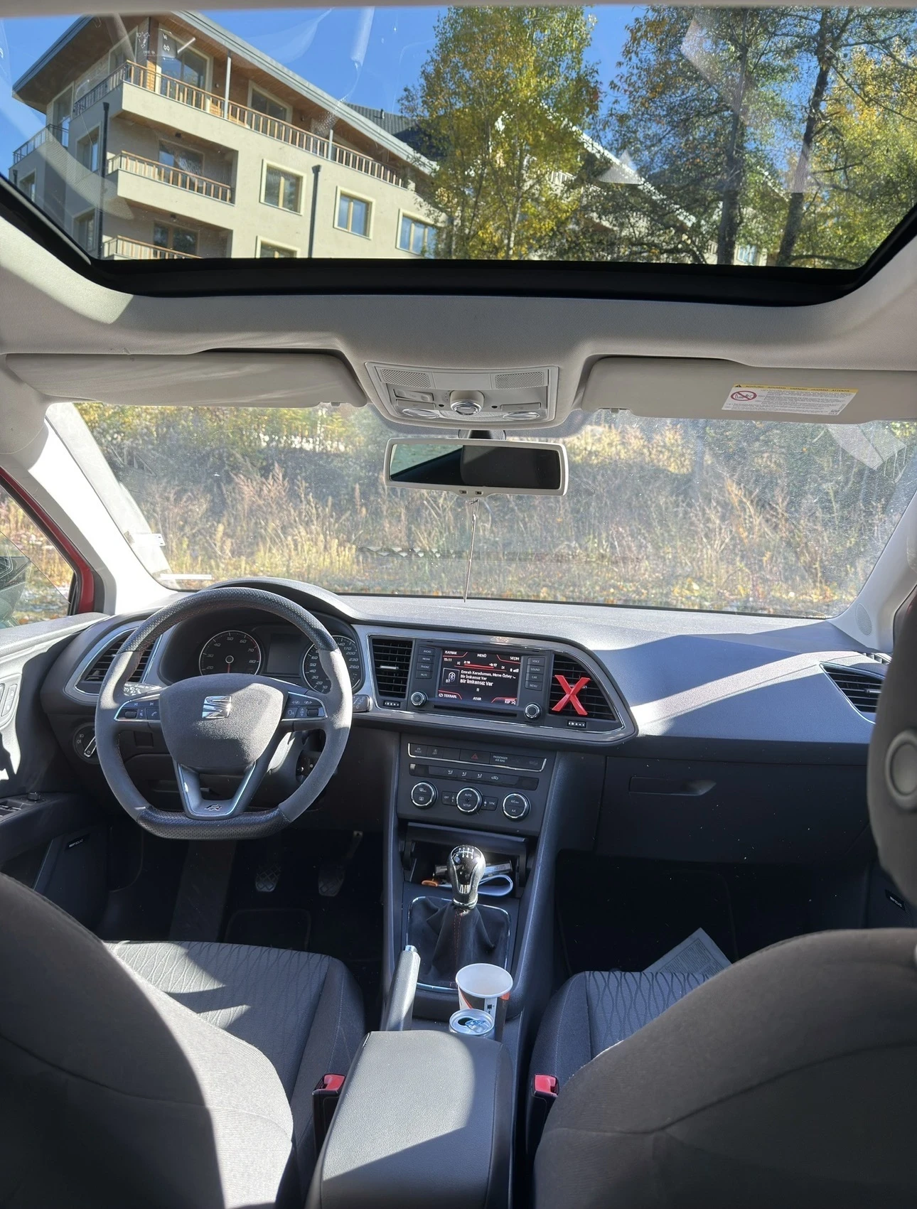 Seat Leon, снимка 15 - Автомобили и джипове - 54245651