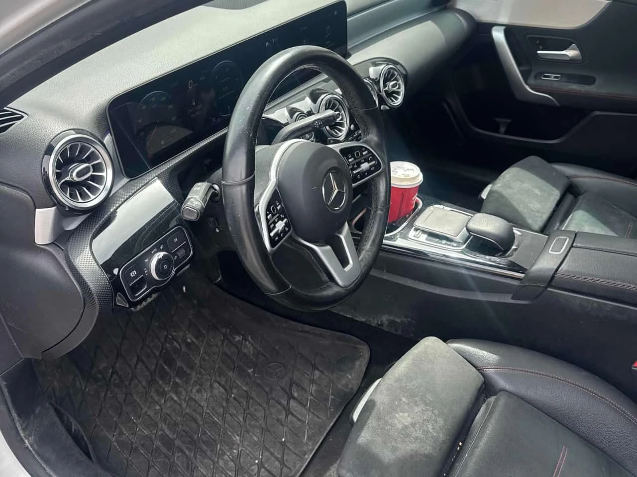 Mercedes-Benz A 220 * CARFAX * БЕЗ ИНЦИДЕНТИ * , снимка 7 - Автомобили и джипове - 54359551