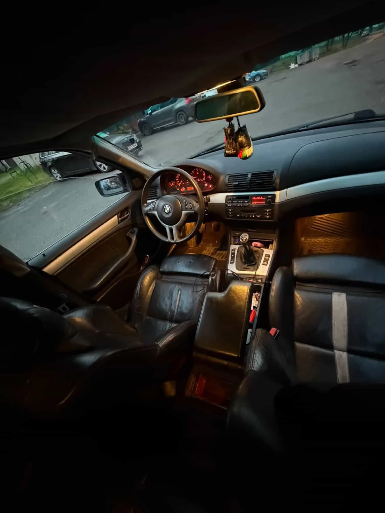 BMW 330, снимка 7 - Автомобили и джипове - 54376489