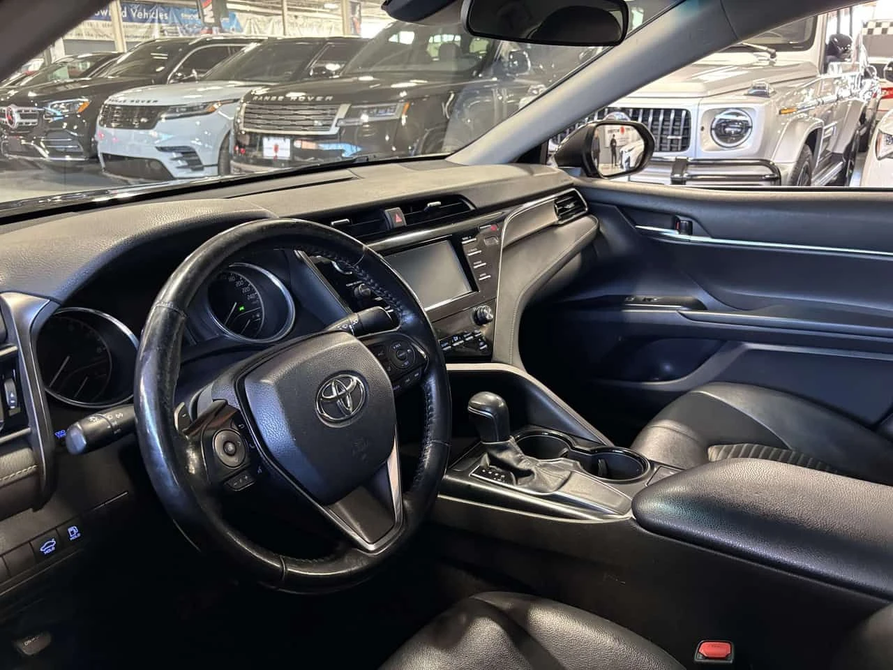 Toyota Camry * SE * CARFAX * ЦЕНА ДО БГ, снимка 7 - Автомобили и джипове - 54615413