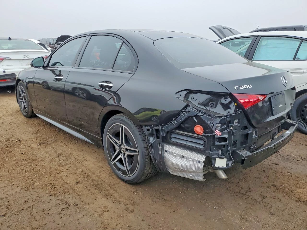 Mercedes-Benz C 300 2025 4MATIC, снимка 4 - Автомобили и джипове - 54655594