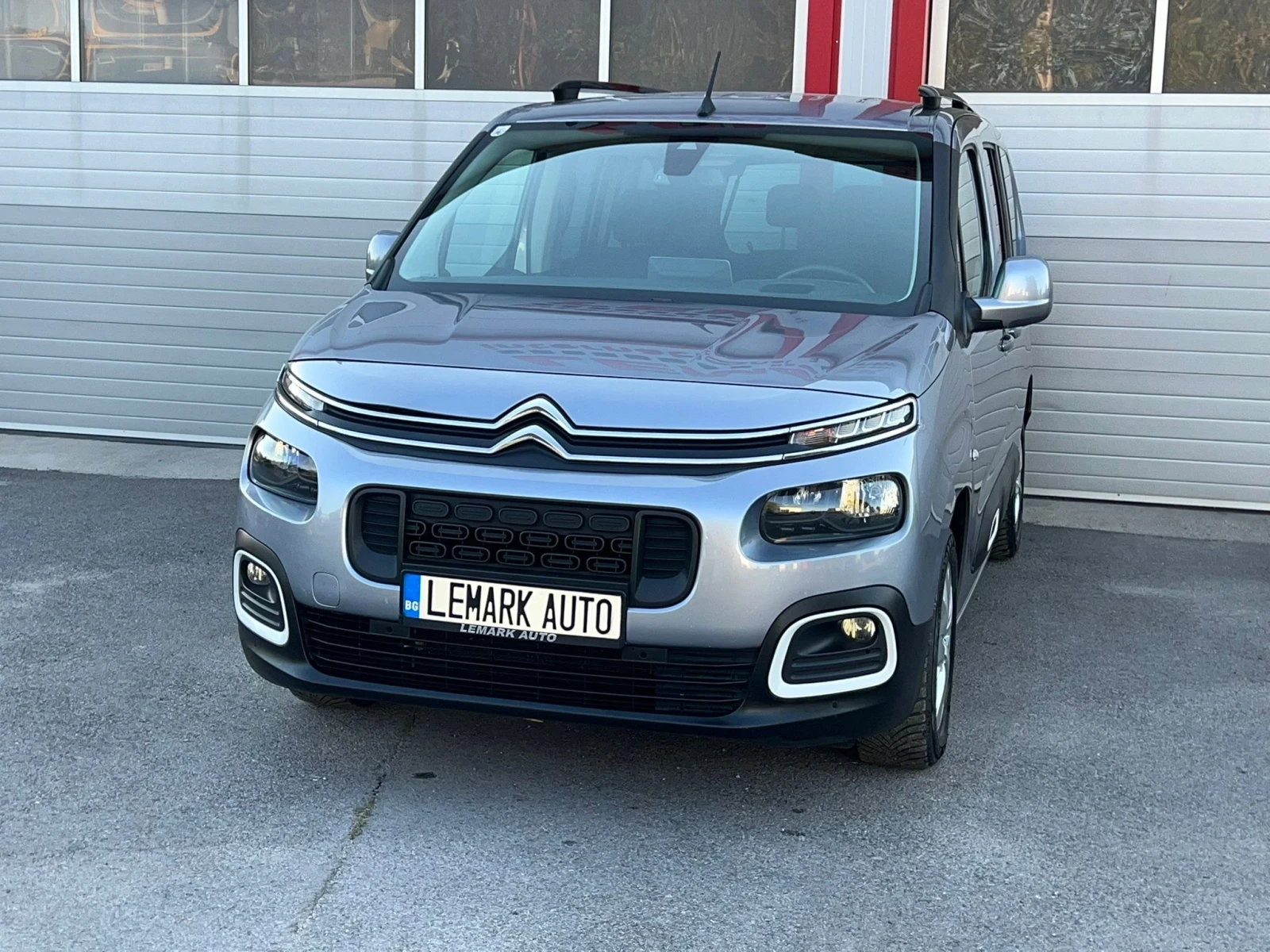 Citroen Berlingo 1.5BLUE HDI AUTOMATIK HED-UP NAVI EVRO 6D ЛИЗИНГ, снимка 4 - Автомобили и джипове - 54799501