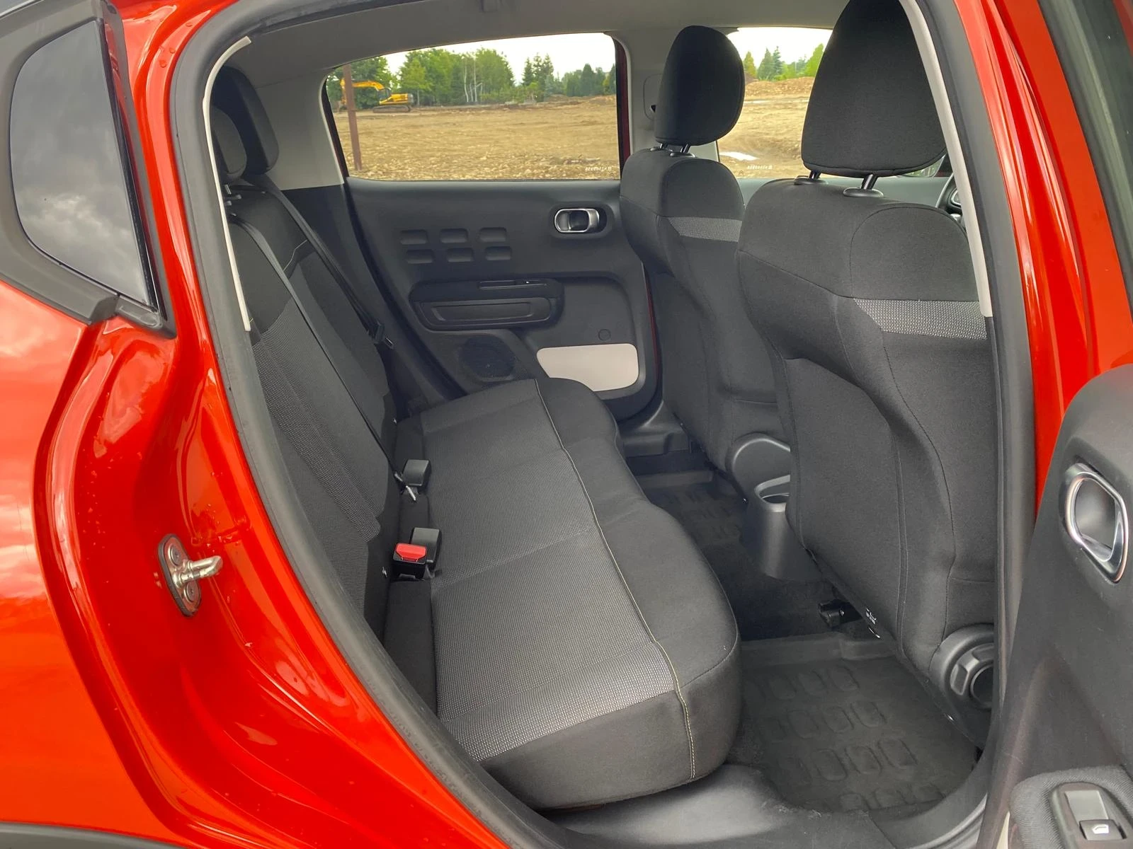 Citroen C3 1.2i, снимка 13 - Автомобили и джипове - 54800048