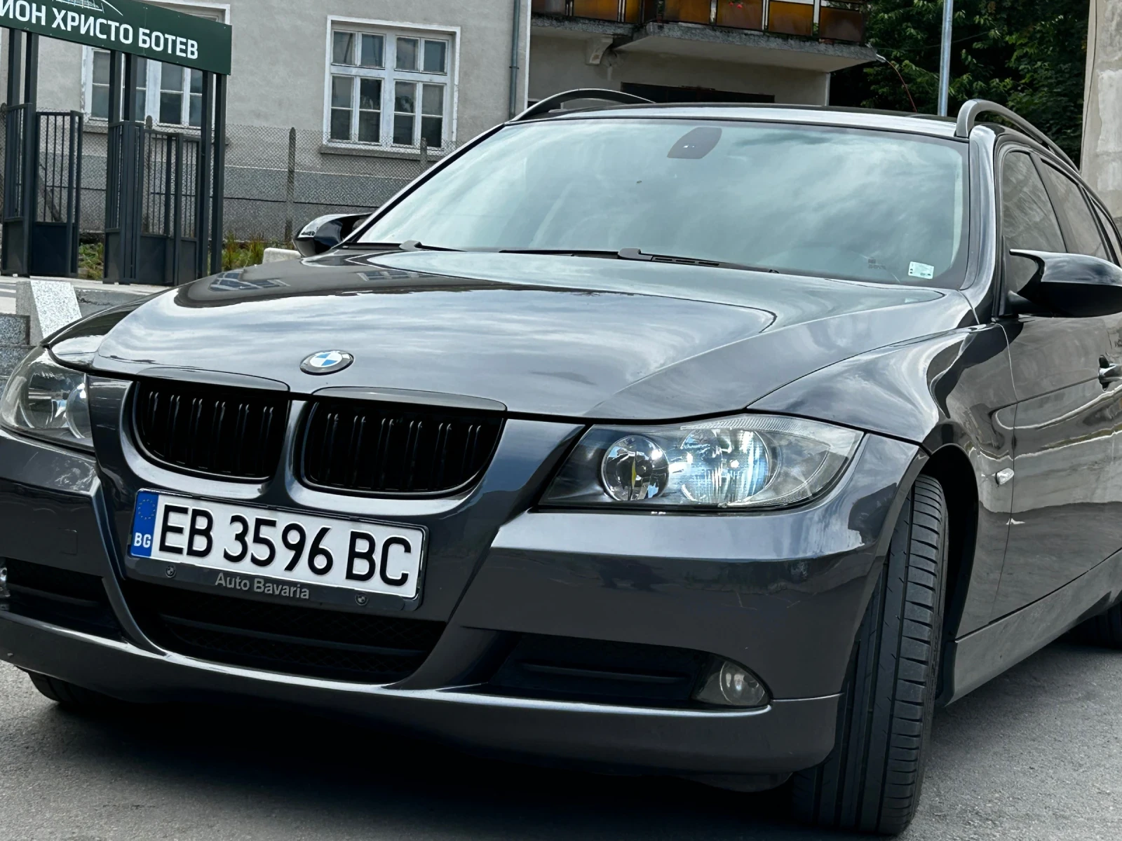 BMW 320