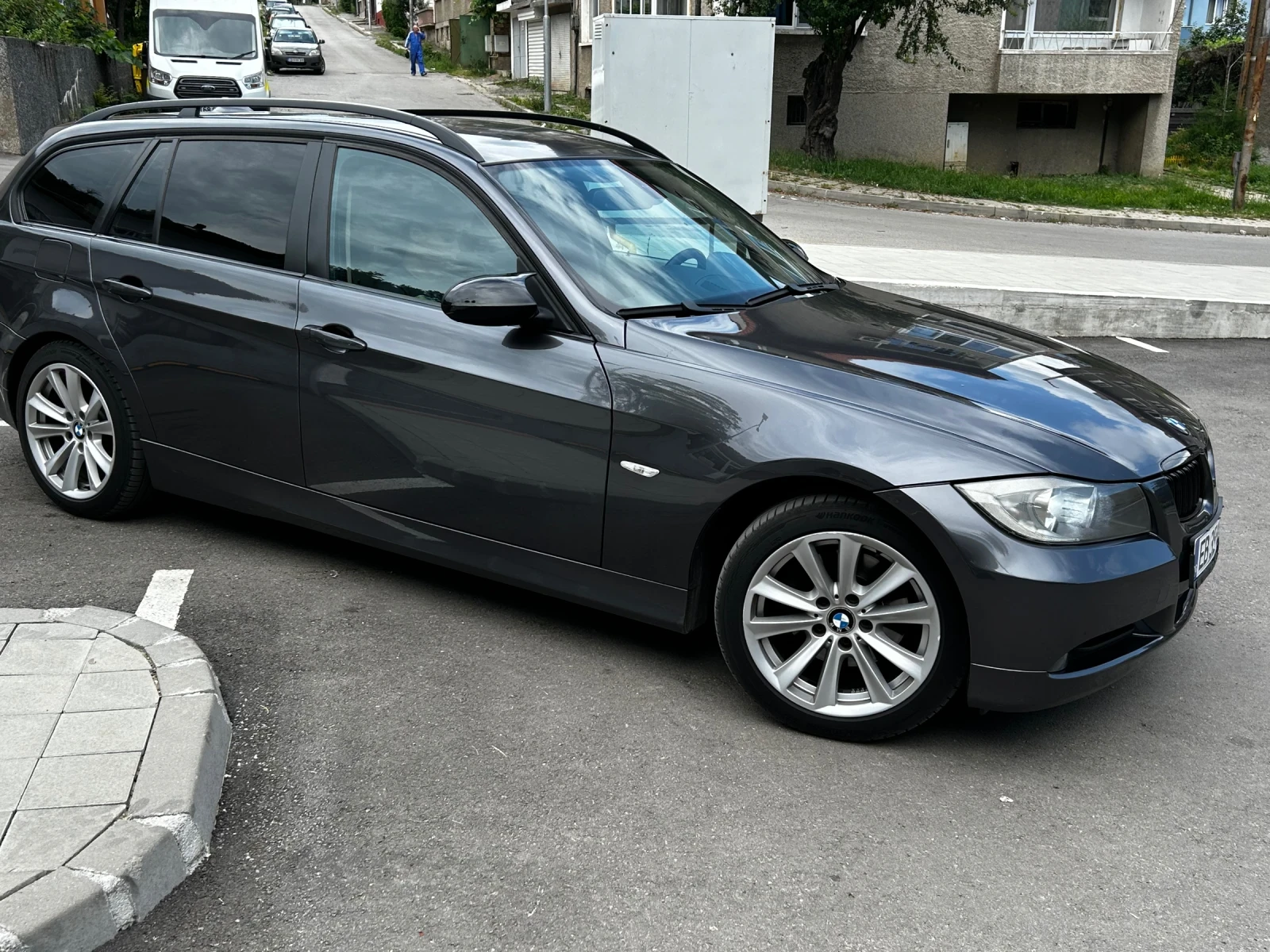 BMW 320, снимка 4 - Автомобили и джипове - 55011270