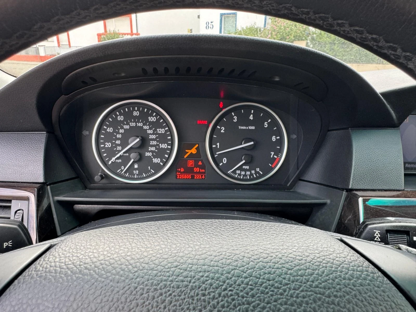 BMW 528 Фейслифт , снимка 14 - Автомобили и джипове - 55317183