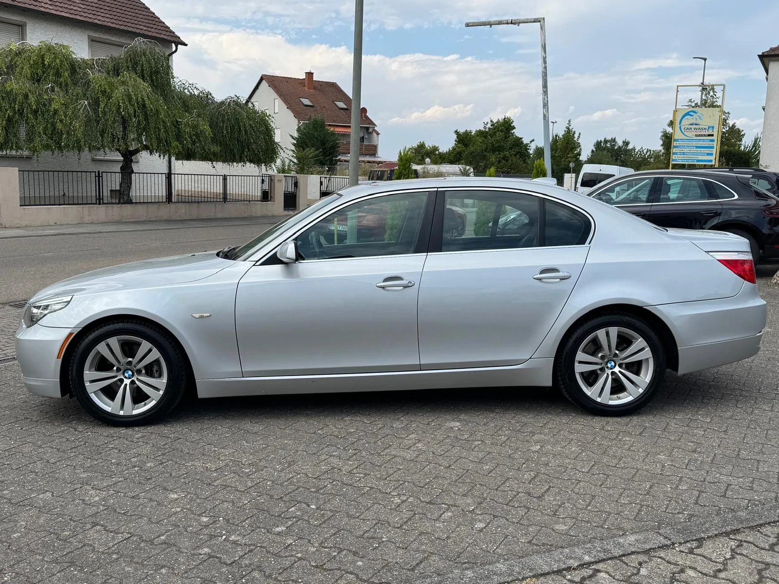 BMW 528 Фейслифт , снимка 3 - Автомобили и джипове - 55317183