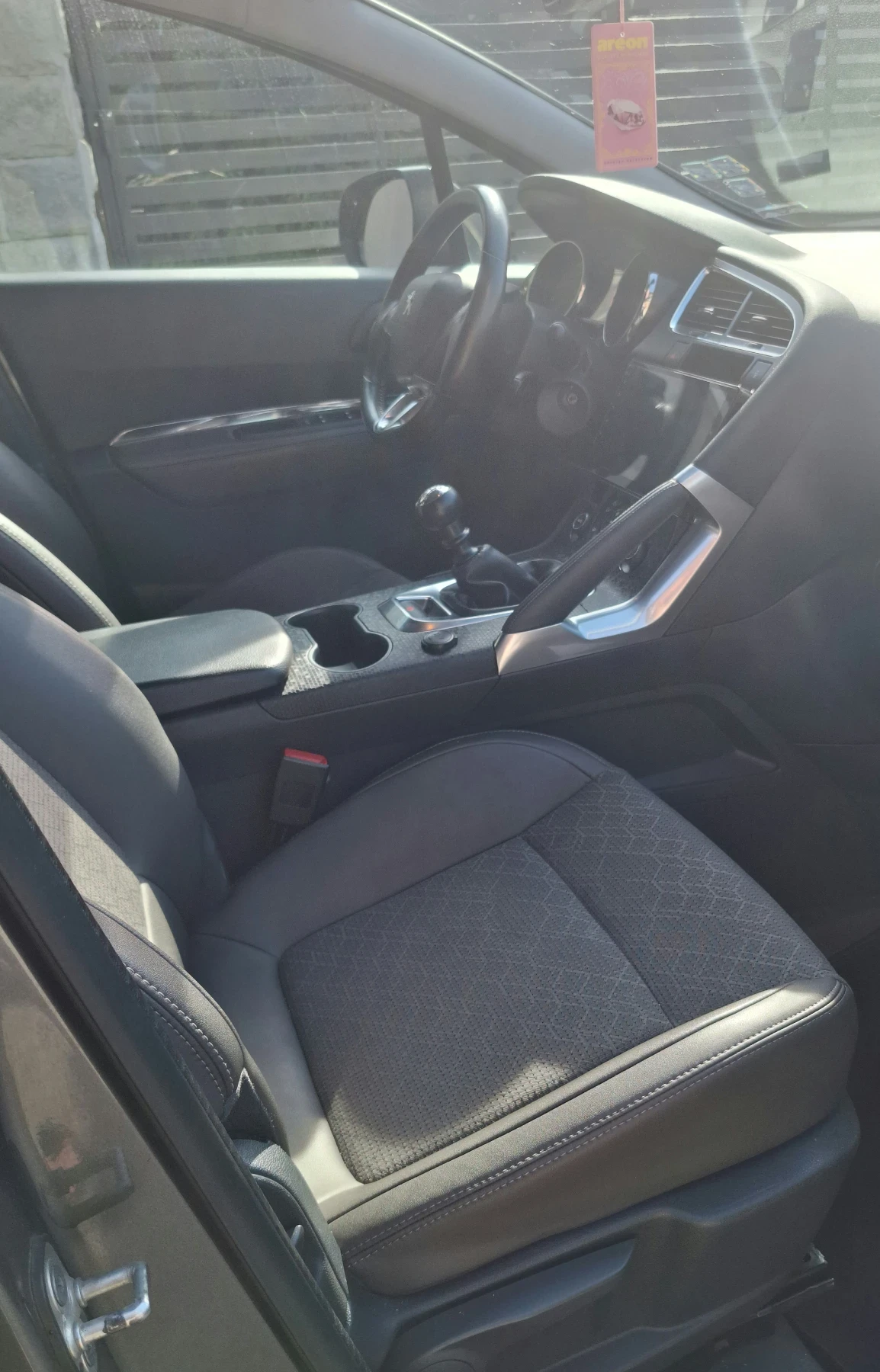 Peugeot 3008 1.6 HDI, снимка 7 - Автомобили и джипове - 55599033