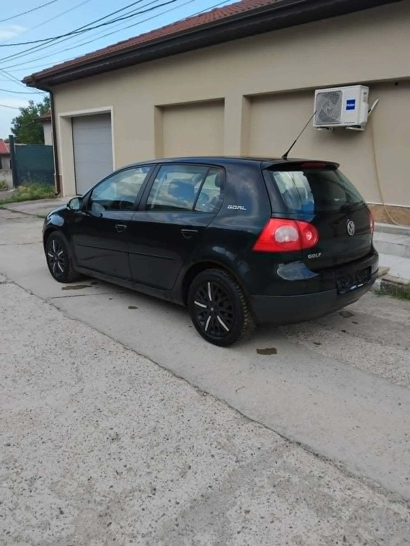 VW Golf, снимка 4 - Автомобили и джипове - 55650797