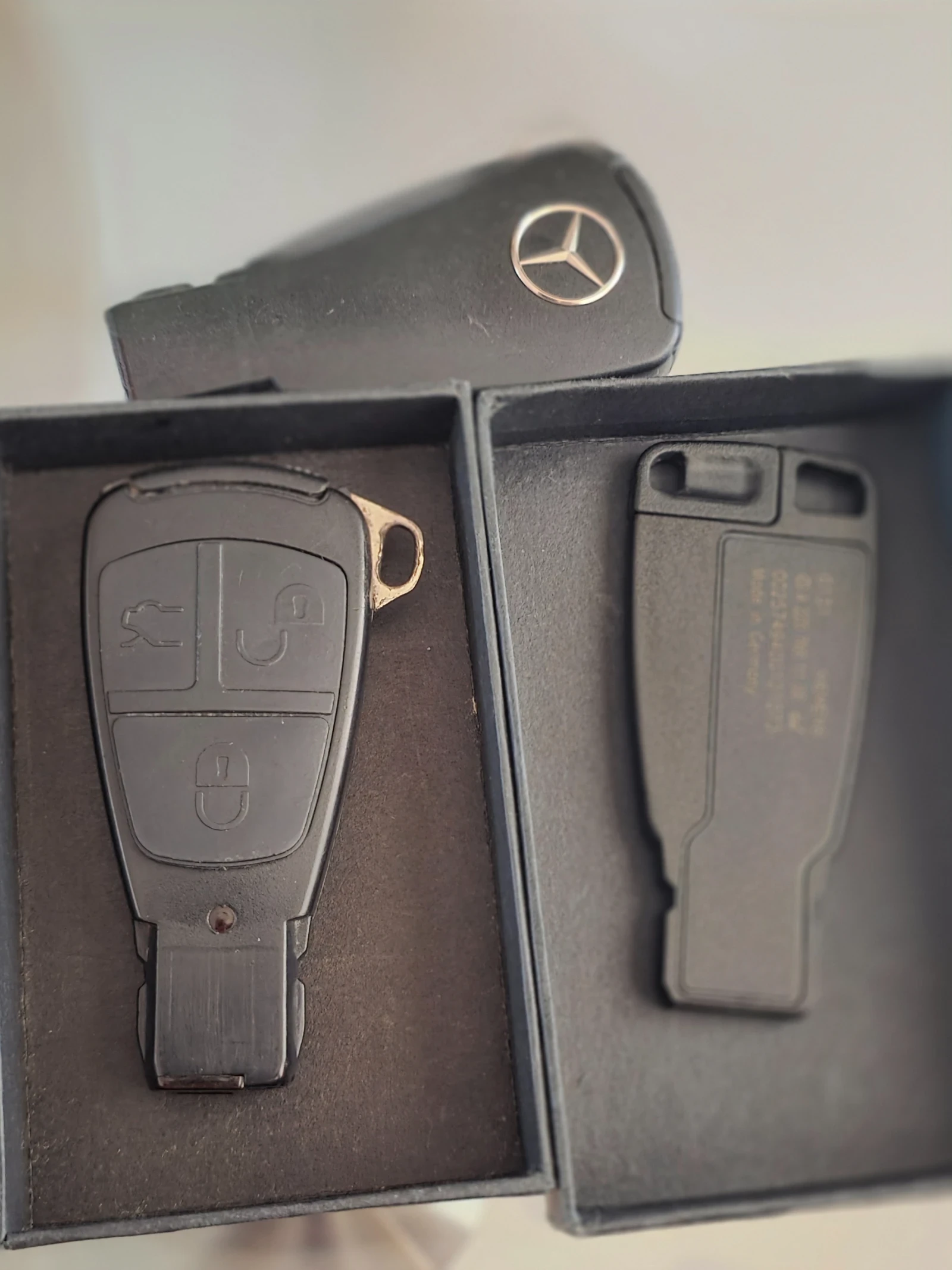 Mercedes-Benz E 320, снимка 17 - Автомобили и джипове - 55673471