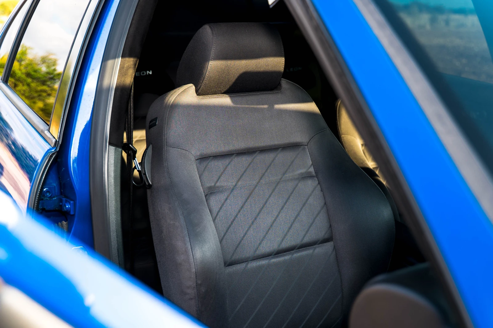 Seat Leon, снимка 12 - Автомобили и джипове - 55867688