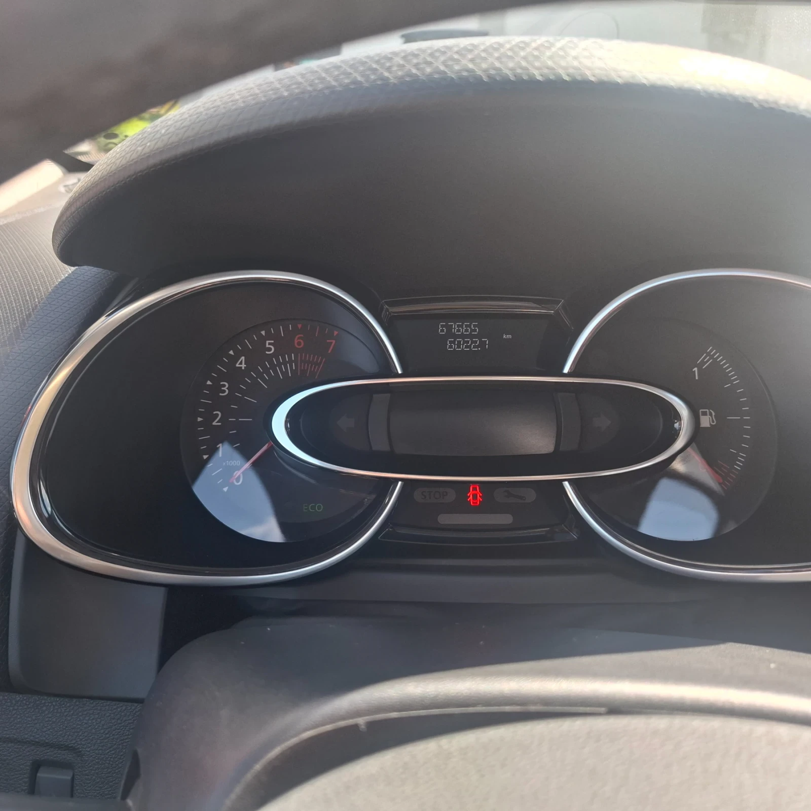 Renault Clio, снимка 8 - Автомобили и джипове - 55992587
