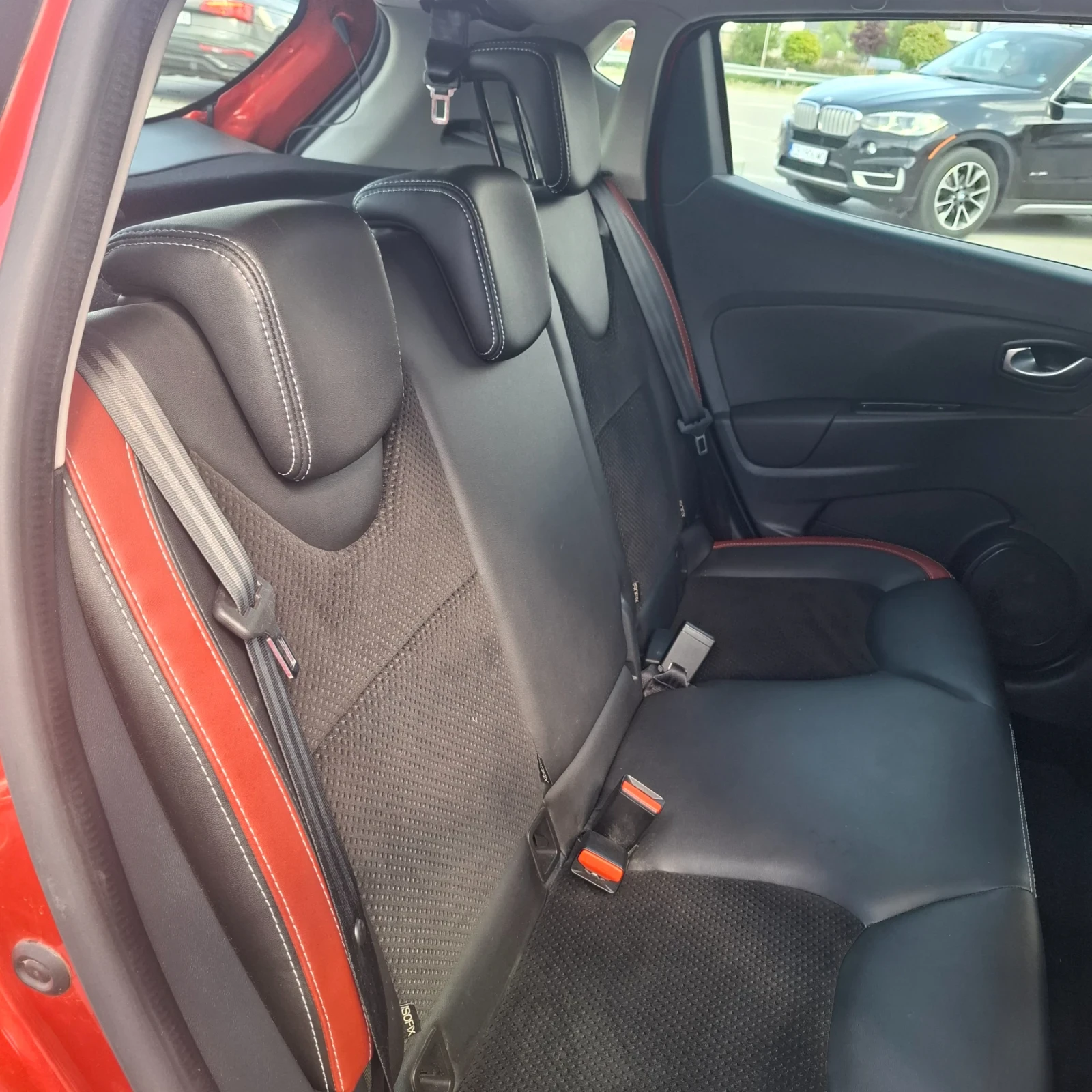 Renault Clio, снимка 14 - Автомобили и джипове - 55992587