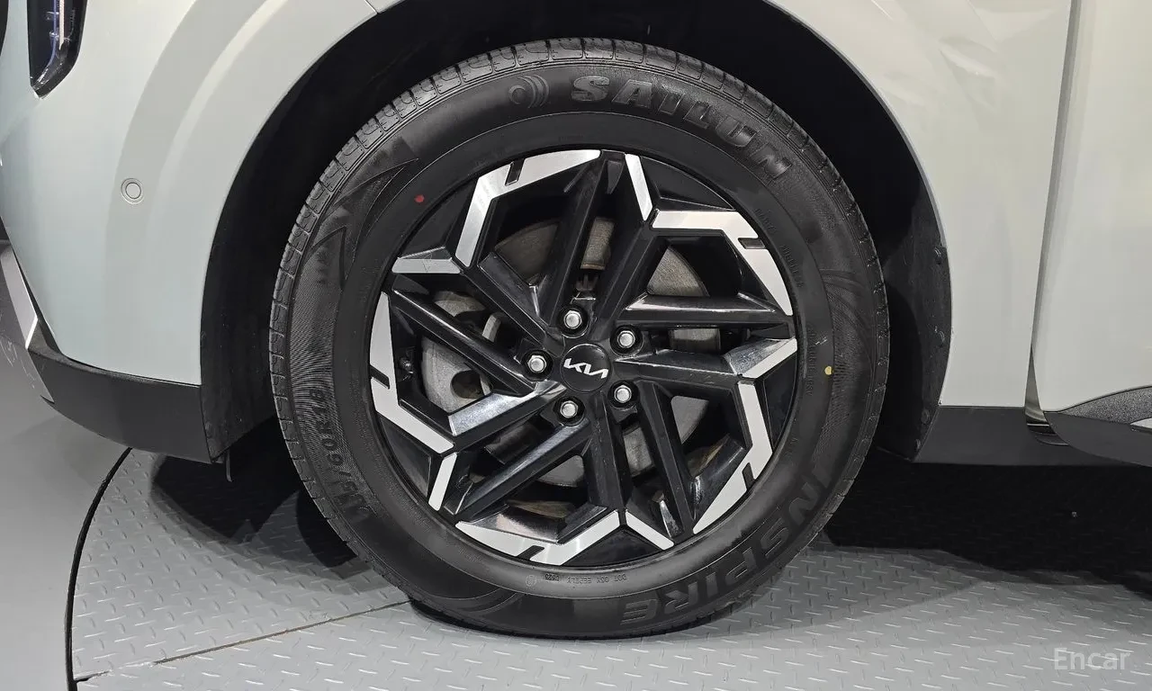 Kia Carnival 3.5* 360 КАМЕРИ* ДИСТРОНИК* LANE ASSIST* КРАЙНА ЦЕ, снимка 6 - Автомобили и джипове - 56414577