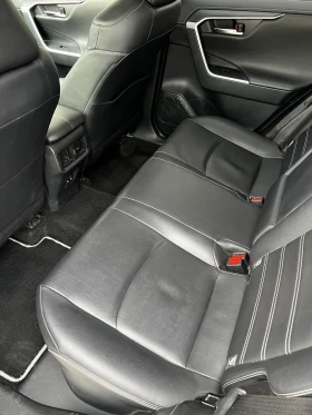 Toyota Rav4 Luxury Hybird AWD-i, снимка 12