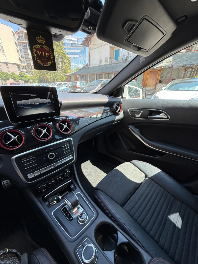 Mercedes-Benz GLA 45 AMG, снимка 9 - Автомобили и джипове - 52111186