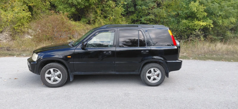 Honda Cr-v 2.0i 4x4 фейс, снимка 3 - Автомобили и джипове - 52417800