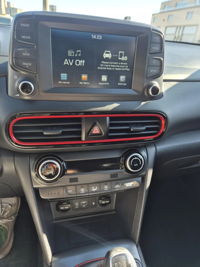 Hyundai Kona, снимка 9 - Автомобили и джипове - 52199527